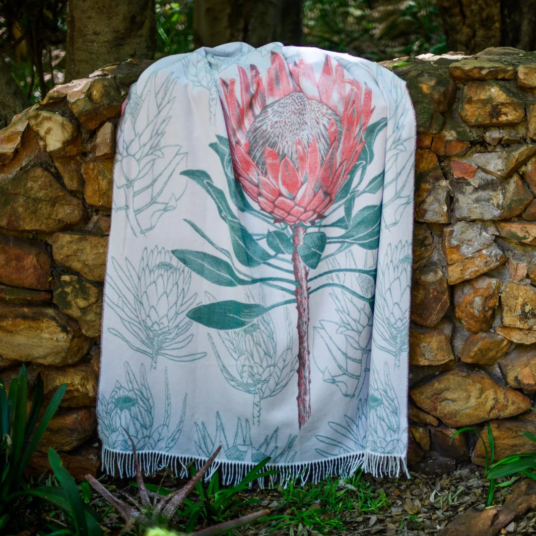 Bella Vita - Ling Protea | DK Coral/Spruce